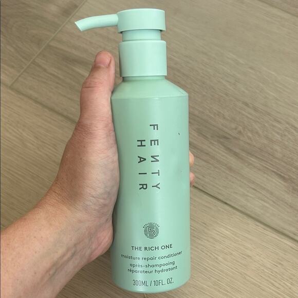 NEW Fenty Beauty by Rihanna The Rich One Moisture Repair Hair Conditioner - Picture 1 of 6